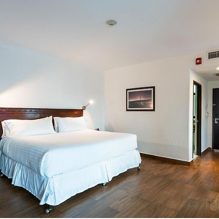 Hs Hotsson Smart Value Tampico Hotel Екстериор снимка
