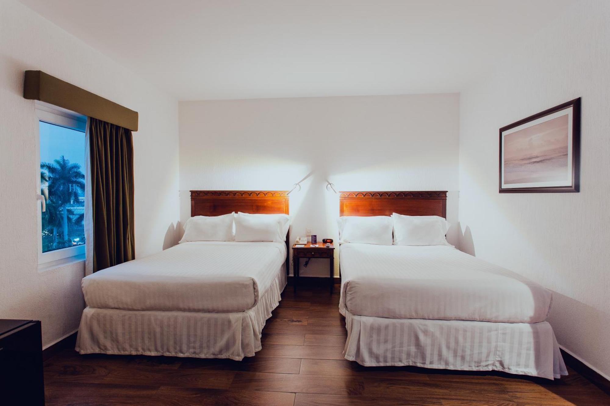 Hs Hotsson Smart Value Tampico Hotel Екстериор снимка