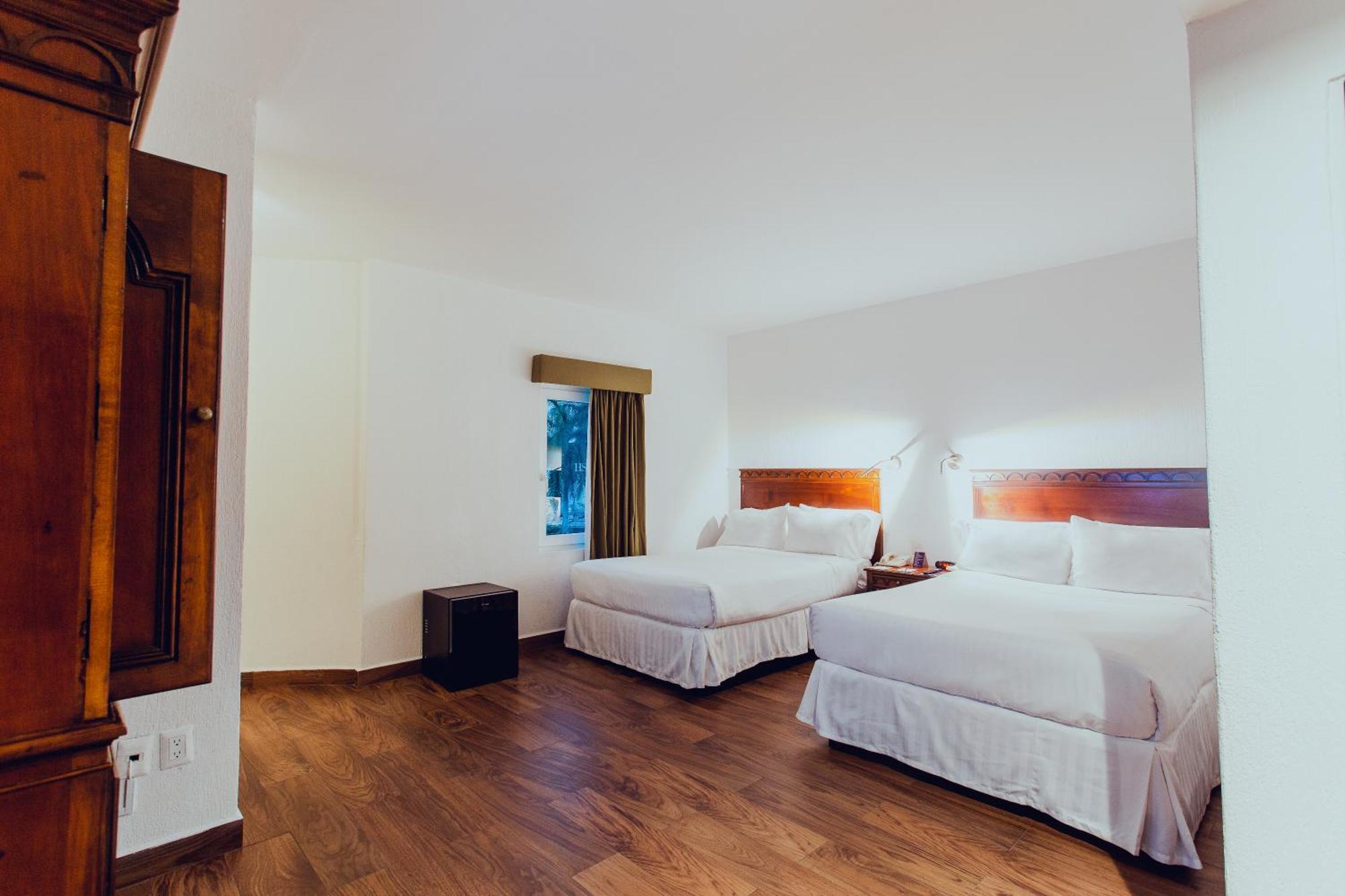 Hs Hotsson Smart Value Tampico Hotel Екстериор снимка